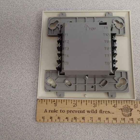 System Sensor M500R Relay Module - Picture 6 of 7